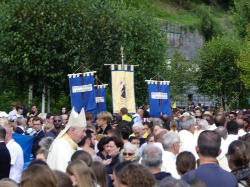 2023-08-07-messe-a-la-grotte-41-