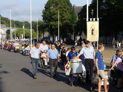 2025 08 06-03-depart-pour-la-messe-internationale-14