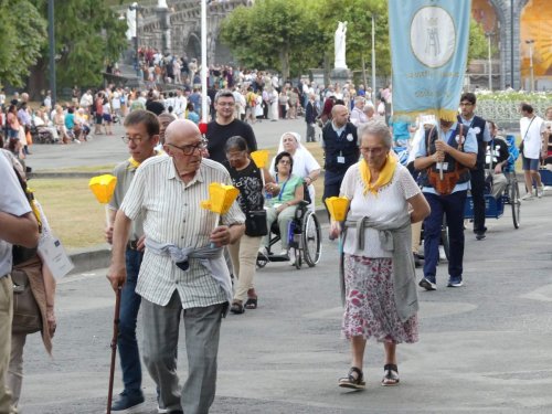 2025 08 07- -05-procession-mariale-15