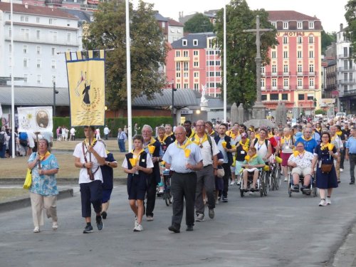 2025 08 07- -05-procession-mariale-19