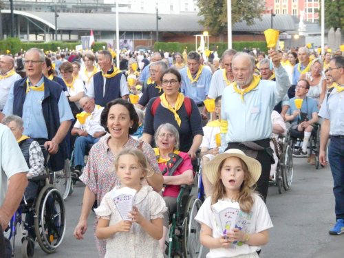 2025 08 07- -05-procession-mariale-21