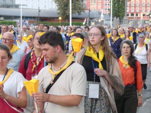 2025 08 07- -05-procession-mariale-25
