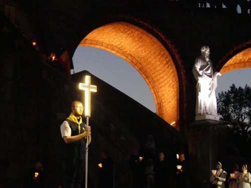 2025 08 07- -05-procession-mariale-48