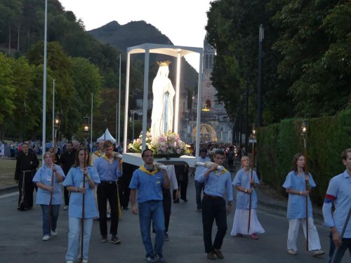 2026 08 07-10-Precession-mariale-26